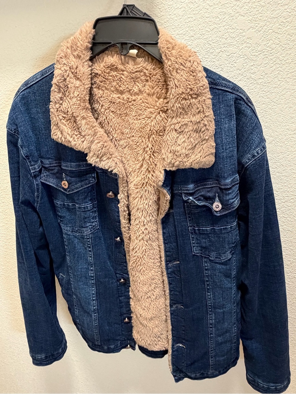 Men's Dark Blue Denim Jacket with Tan Sherpa Lining